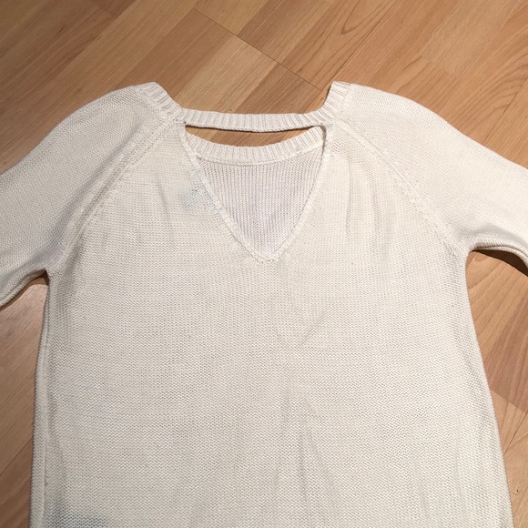 Sweater Top w/ Back Cut-Out - Picture 5 of 6